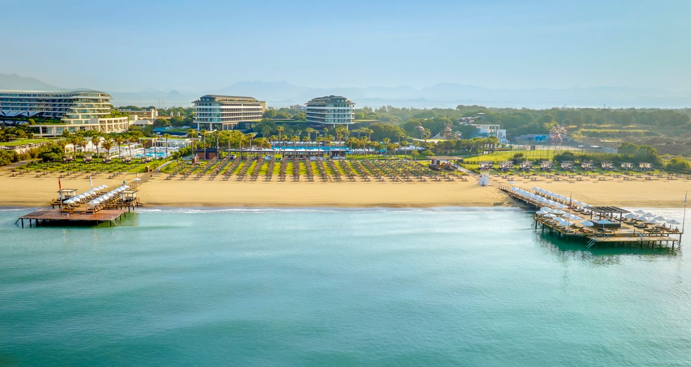 Blue sky and blue sea above and below the Voyage Belek Golf And Spa