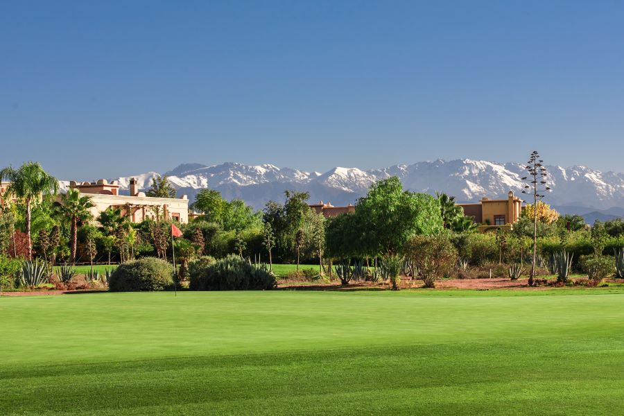 Atlas mountains in the distance at Samanah Golf