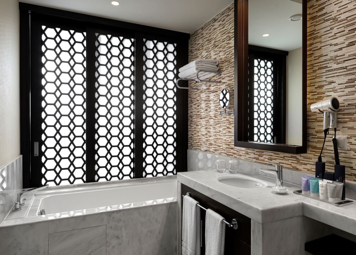 Bathroom in bedroom at Kaya Palazzo Golf Resort