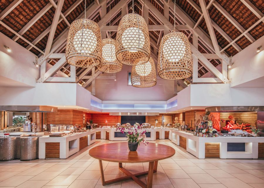 Buffet restaurant at Ambre Mauritius