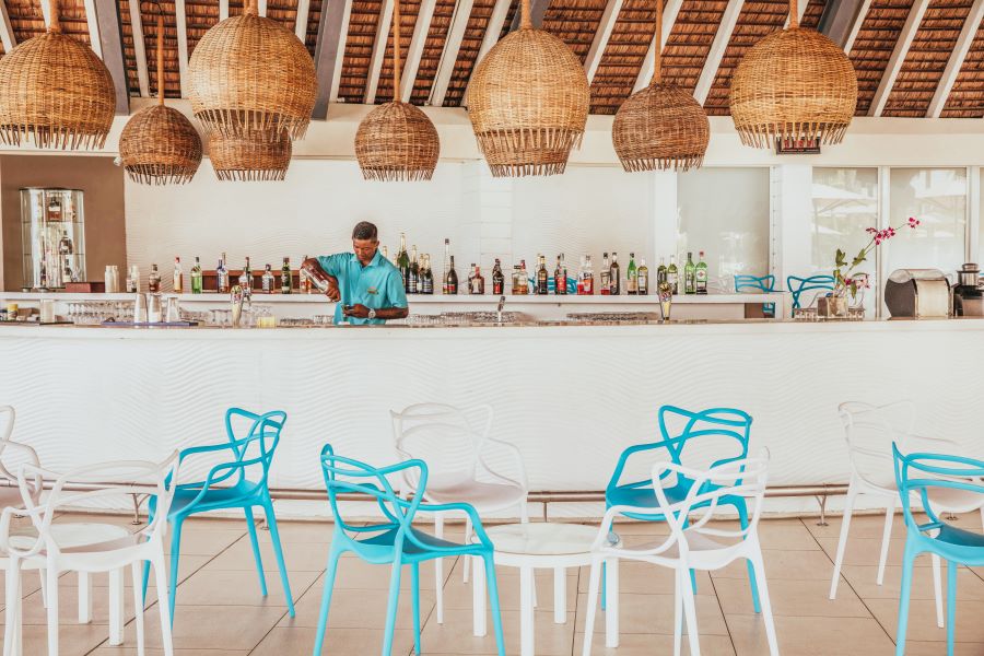 Ambre Mauritius pool bar with stools