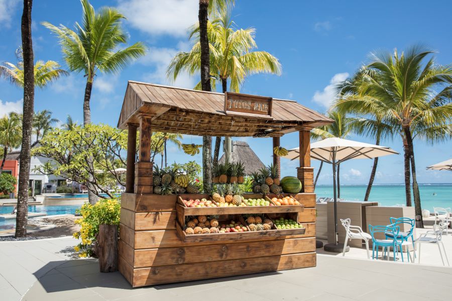 Juice & fruit bar at Ambre Mauritius