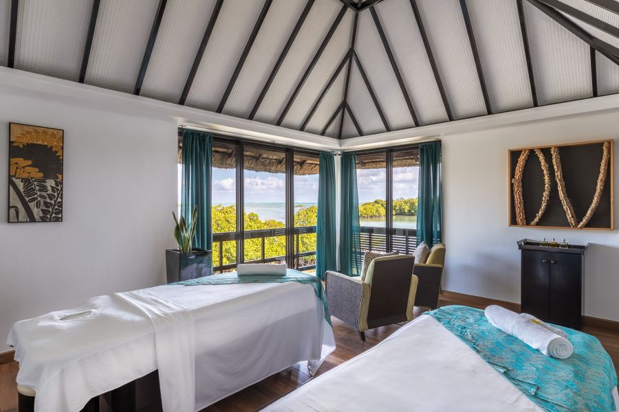 Spa treatment room at Four Seasons Resort Mauritius at Anahita