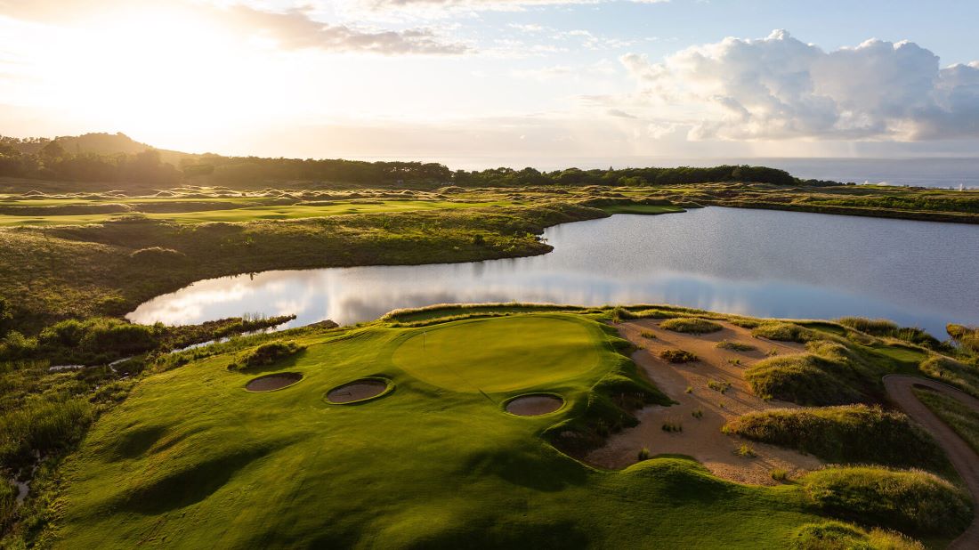 Lake by the green at La Reserve Golf Links in Mauritius