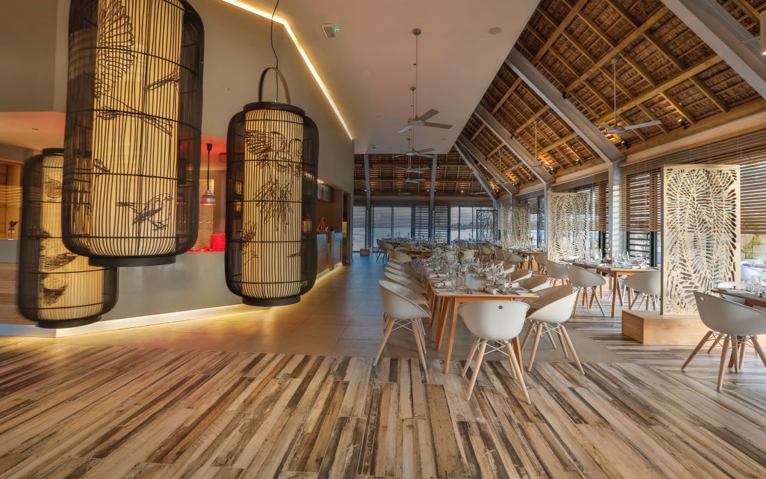 Dining area in restaurant at Anahita Golf And Spa Resort