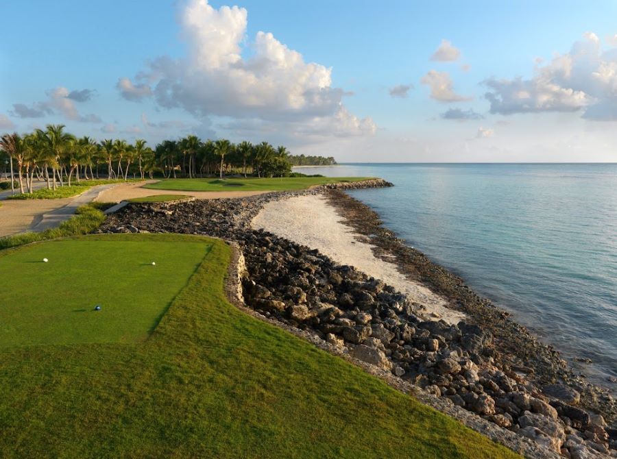 Stunning tee box view of the sea to the right of the hole at La Cana Golf Course